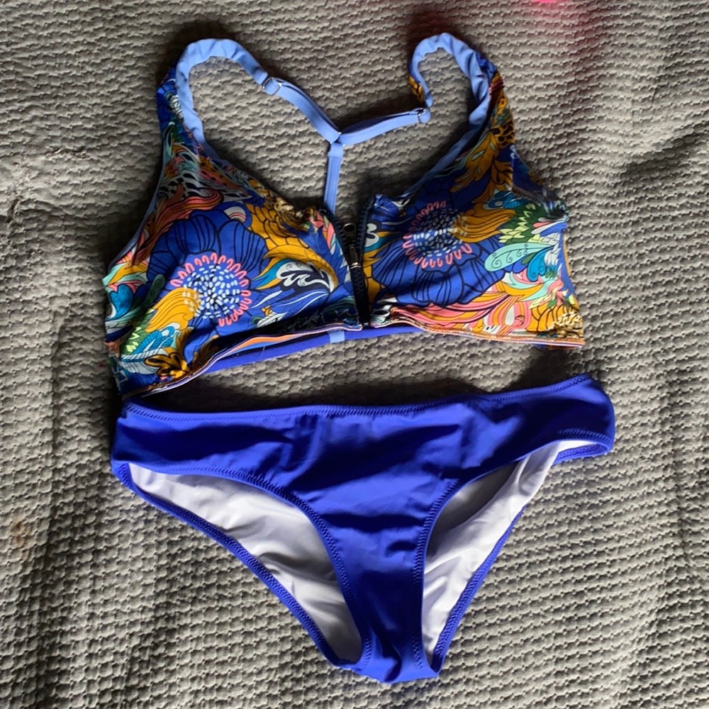 Bikini bottoms